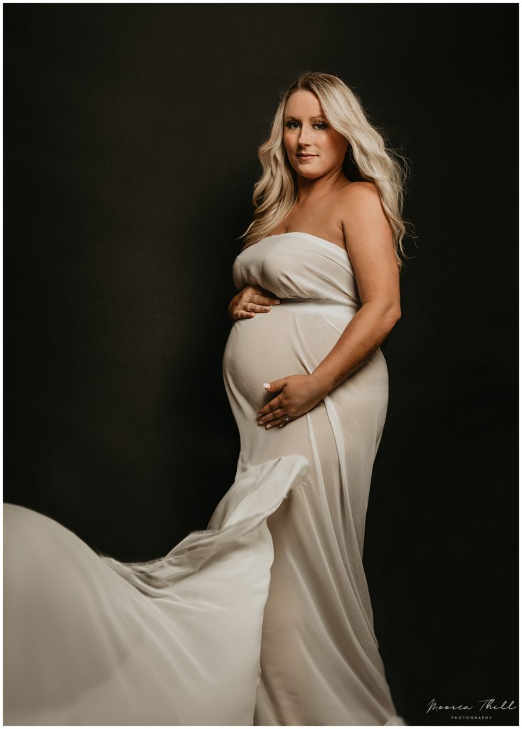 Luxury maternity photoshoot in austin texas photography studio with Moorea Thill Photography
